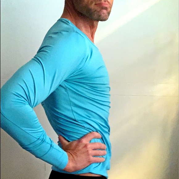 Men’s Long Sleeve Performance Tee
